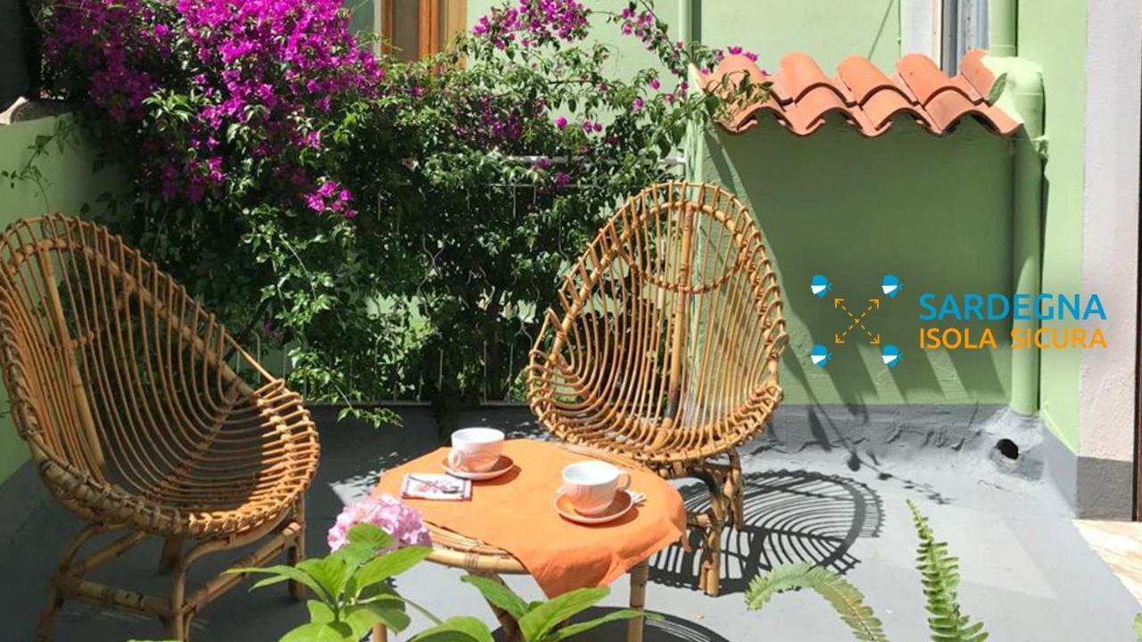 Casa Vacanze Zarinu 오르고솔로 외부 사진