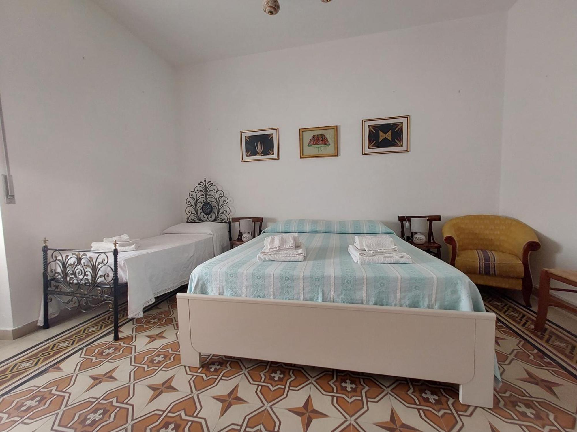 Casa Vacanze Zarinu 오르고솔로 외부 사진