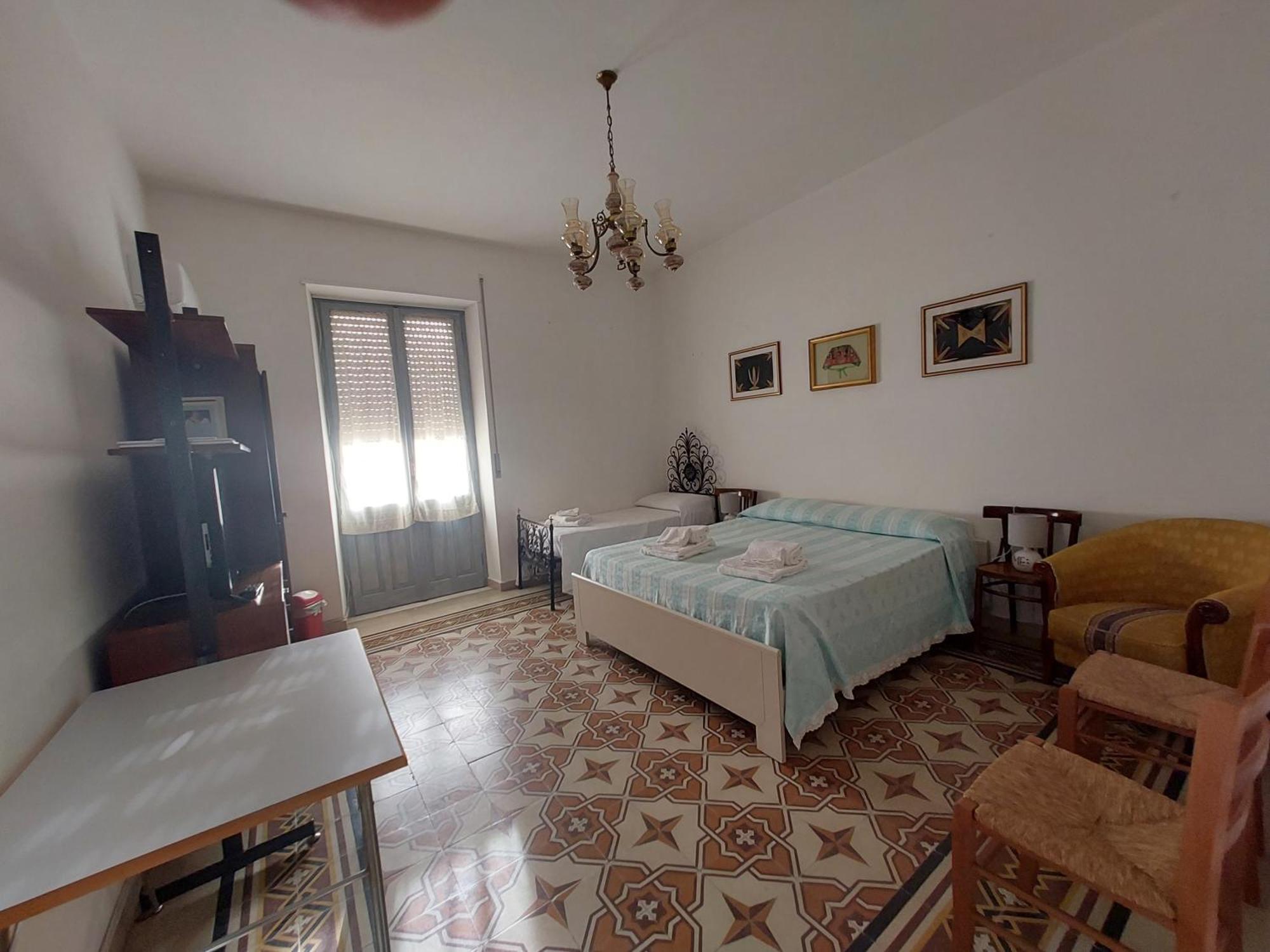 Casa Vacanze Zarinu 오르고솔로 외부 사진